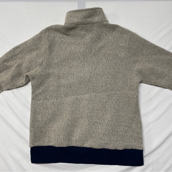 Patagonia Zip-Up Sweater in Beige and Navy - Picture 3 of 6